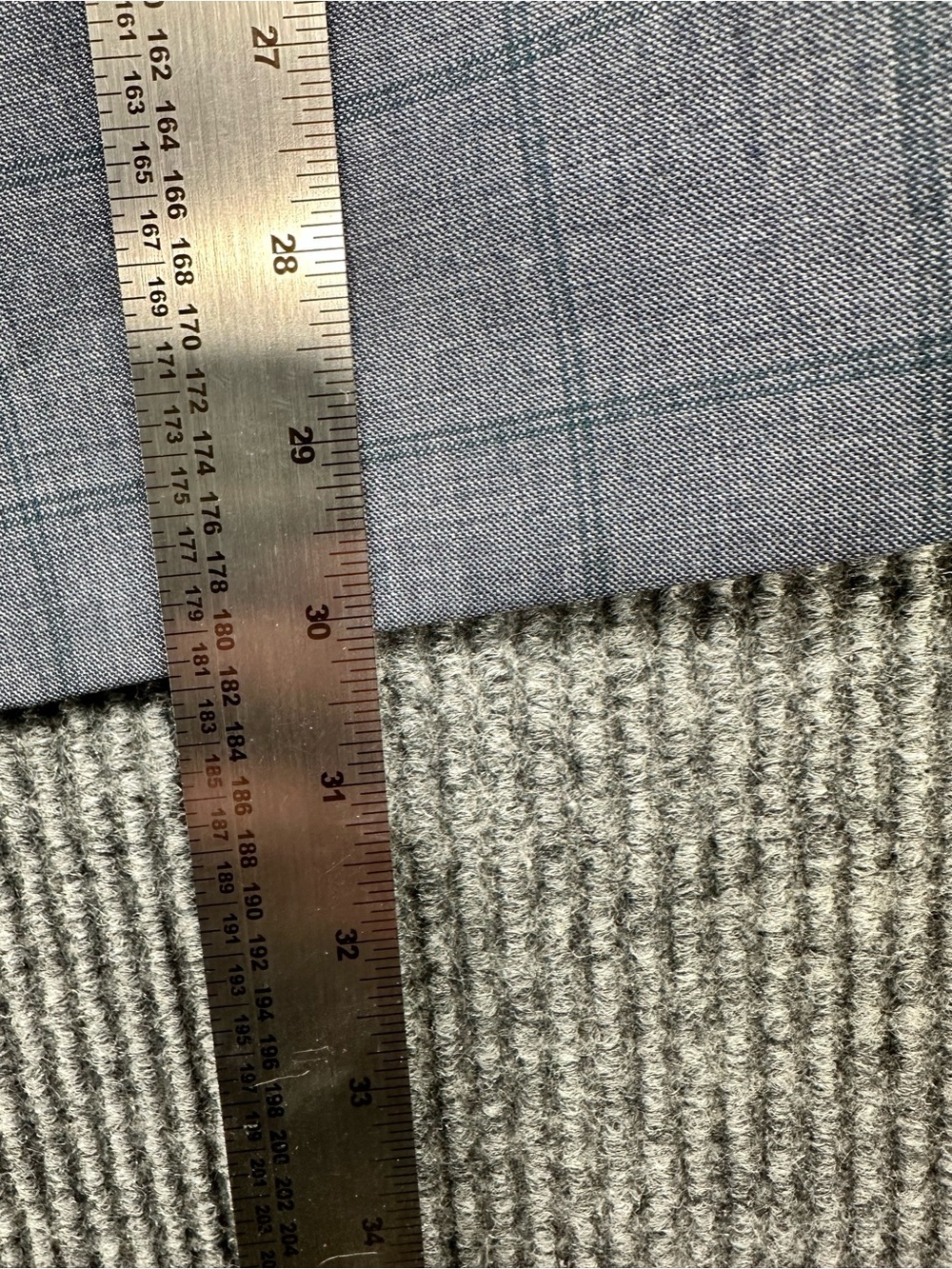 Turnbury Classic Gray Windowpane Sport Coat with Blue Paisley Lining - Picture 4 of 4